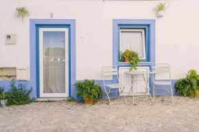 Nazare Townhouse near Lighthouse & Big Waves